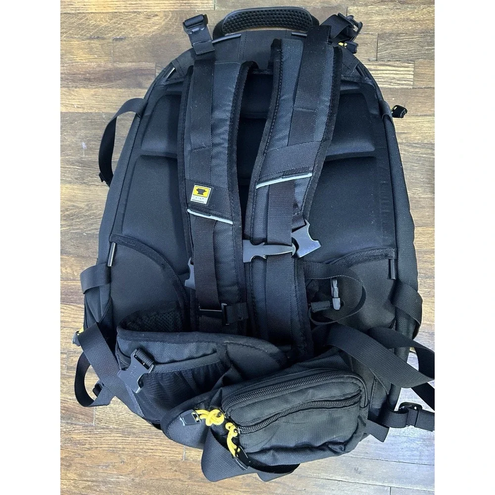 Mountainsmith borealis camera